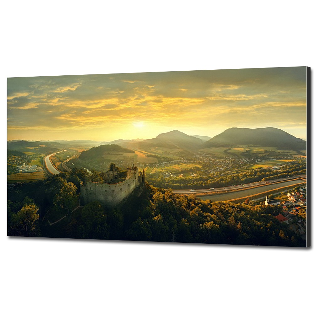 c Marek Hajkovsky foto POVAŹSKÝ hrad 2021_3 C_panel Obrazy hradov a zamkov na slovensku v premiovej kvalitne a rôznych prevedeniach na predaj. V ráme alebo ako fotopanel. Pripravené na zavesenie na stenu.